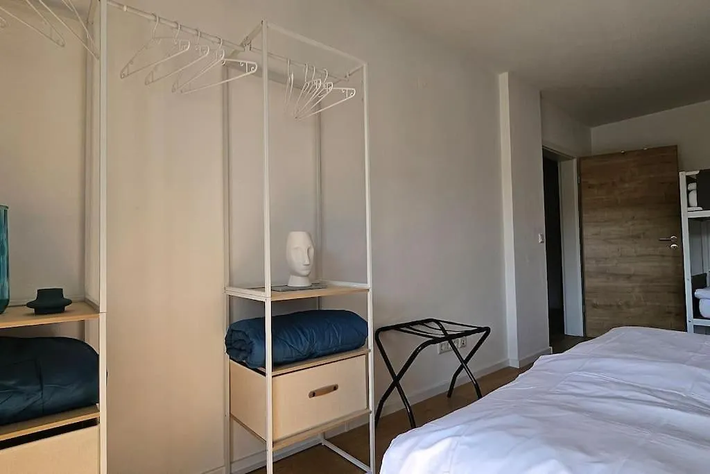 Casa 8070 Ingolstadt Donau Am Auwaldsee An Der A9 - Stilvolle Maisonette-Wohnung 91Qm 4 Zimmer Ideal Fuer Gruppen Familien Geschaeftsreisende Fuer 1-9 Personen Inklusive Wlan Netflix Waiputv Kaffee Tee & Kostenloser Parkplatz Am Haus 0*,