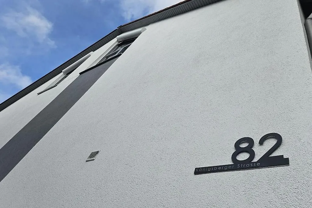Casa 8070 Ingolstadt Donau Am Auwaldsee An Der A9 - Stilvolle Maisonette-Wohnung 91Qm 4 Zimmer Ideal Fuer Gruppen Familien Geschaeftsreisende Fuer 1-9 Personen Inklusive Wlan Netflix Waiputv Kaffee Tee & Kostenloser Parkplatz Am Haus